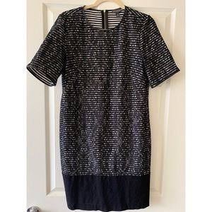 Cute lace shift dress 👗